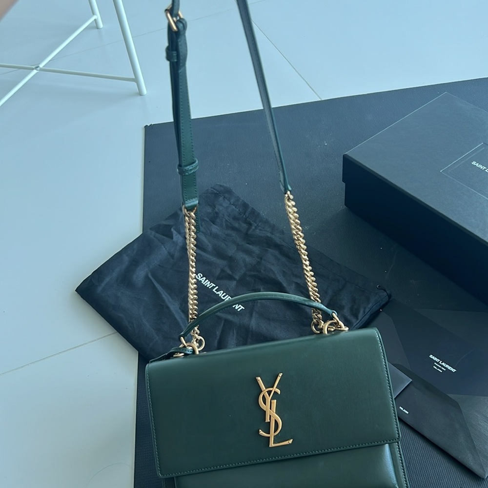 Authentic Saint Laurent Green Leather Shoulder Bag with Iconic YSL Logo. - Picture 16 of 16